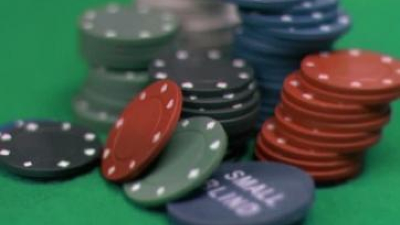 Στρατηγική πόκερ: Πώς να παίζεις όταν είσαι στο small blind