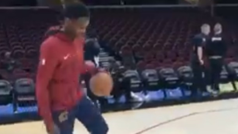 O γιος του Ουέιντ ξεκίνησε τα καρφώματα στο γήπεδο των Καβαλίερς! (vid)