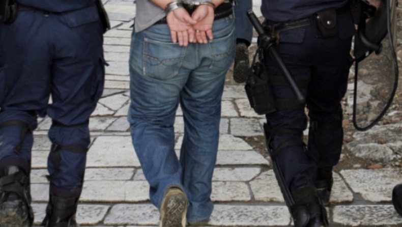 Σαντορίνη: Σύλληψη φυγόποινου εμπόρου ναρκωτικών