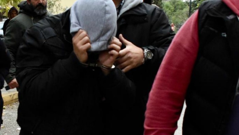 Προφυλακίστηκε ο βιαστής των Αμπελοκήπων (pics & vids)