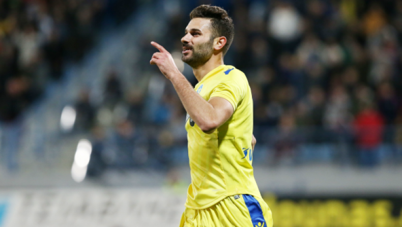 Ο Μανιάς... ξεμπούκωσε