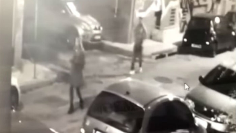 Videos από την δράση του «δράκου» που στόχευε γυναίκες με κολάν και τακούνια (vids)