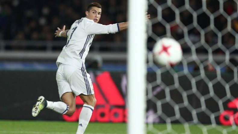 Τρομερό φάουλ και έπιασε Πελέ ο Ρονάλντο (vid)