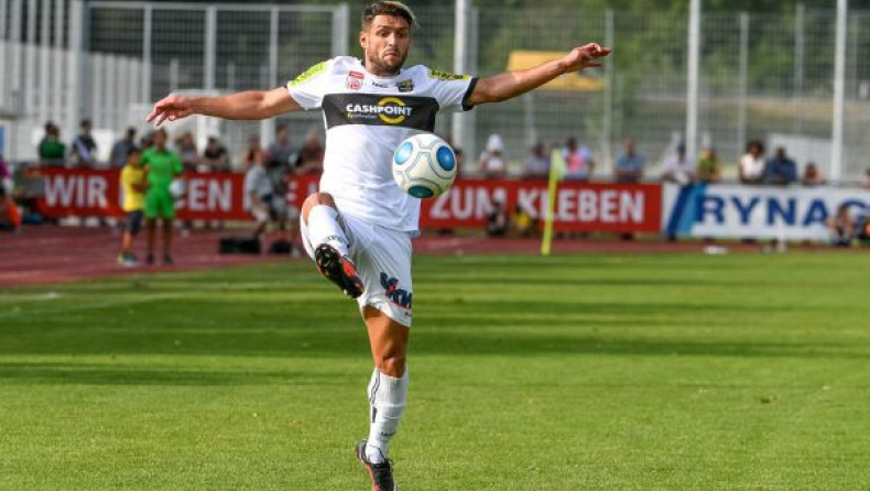 Ο Ατρόμητος «κοιτάει» τον Σάκιτς