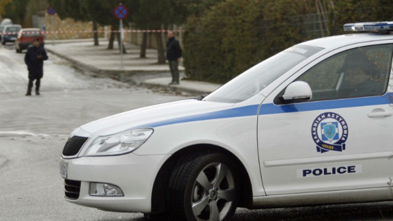 19χρονος στην Ξάνθη αυνανιζόταν μπροστά σε παιδάκια