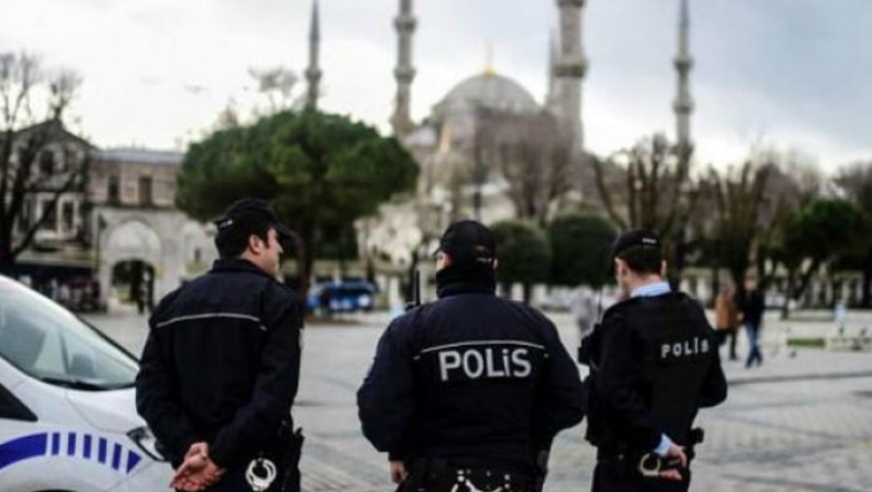Τουρκία: Βομβιστική επίθεση με στόχο αστυνομικό τμήμα (pics)