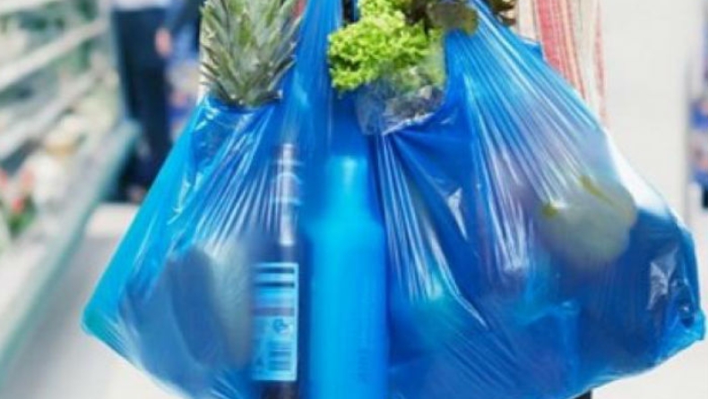 3,72 λεπτά θα χρεώνεται η σακούλα το 2018