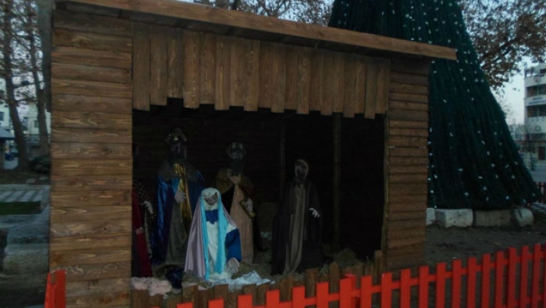 Και φέτος έκλεψαν το Θείο Βρέφος στη Λάρισα (pics)