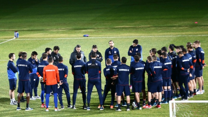 Η... πρώτη του Γκαρθία με ομιλία και τετ α τετ με Οφόε (pics & vid)