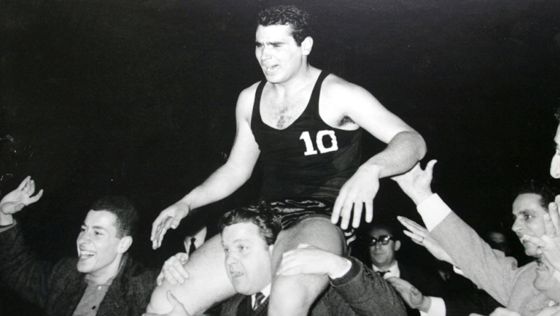 Μatch Programme με Αμερικάνο και «1968» (pic)