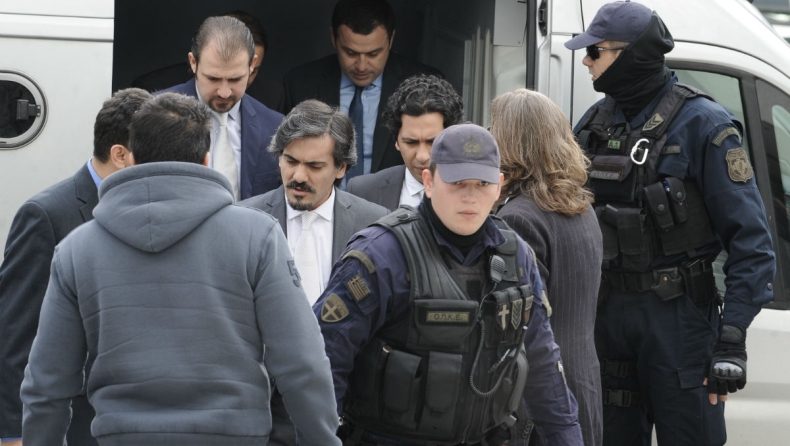 Αναστέλλεται η χορήγηση ασύλου στον Τούρκο αξιωματικό