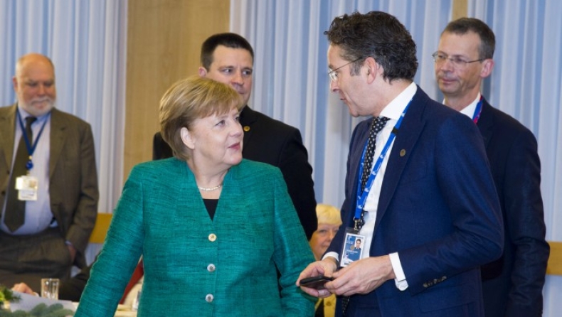 Η Μέρκελ χαιρετίζει την απόφαση του SPD για έναρξη διαπραγματεύσεων