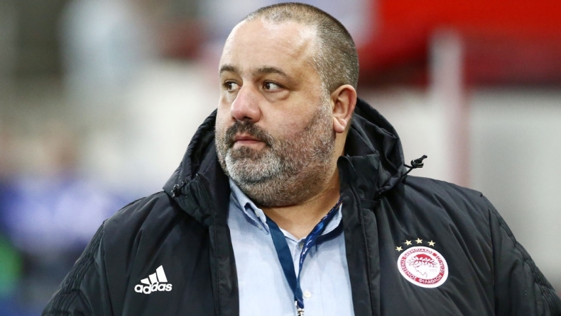 Καραπαπάς: «Προστατέψτε την ομάδα μας» (pic)