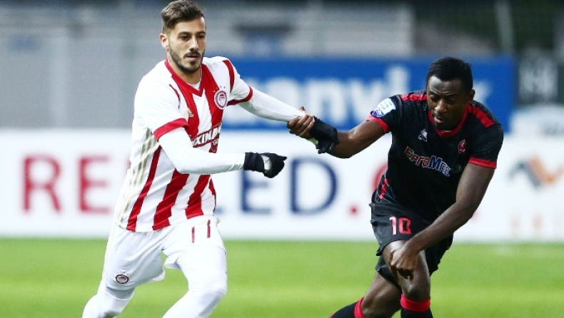 Μπράγκα και τρεις Ισπανοί «μνηστήρες» στα πόδια του Φιγκέιρας