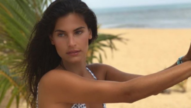 H Χριστίνα Μπόμπα... μάγεψε! (pics)