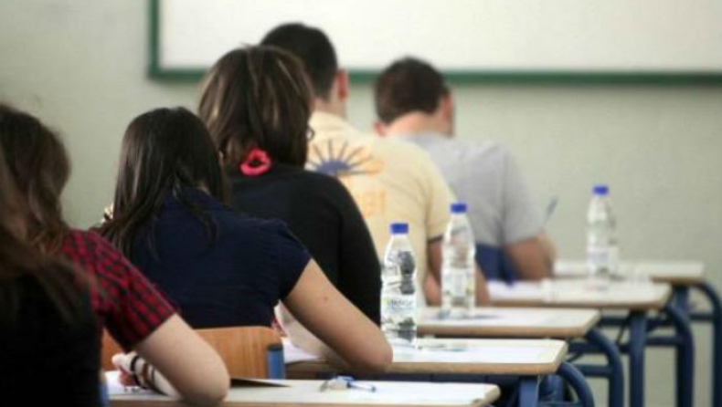 Τέλος οι απουσίες στα σχολεία, αρχίζουν τα μηνύματα στους γονείς