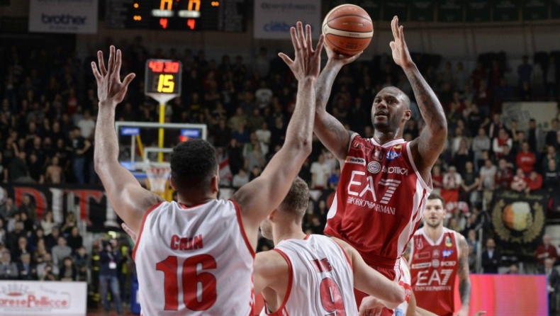 Ήττα για την Αρμάνι