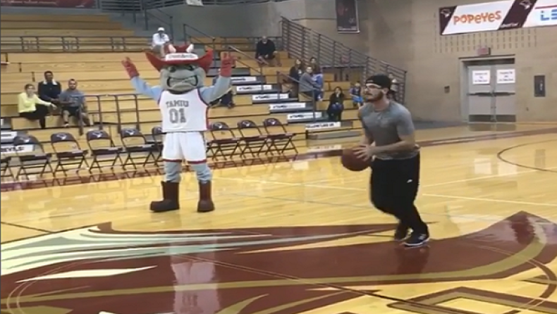 Τα έβαλε όλα σε 24'' και πήρε 25.000 δολάρια! (vid)