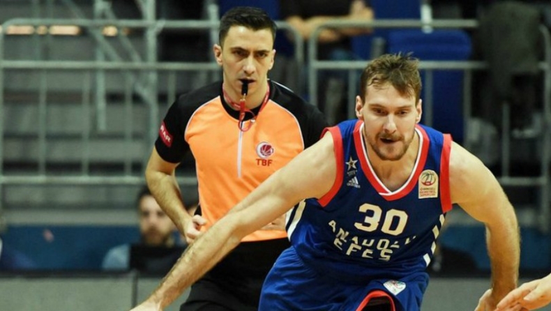 Αποβλήθηκε μετά από 11 λεπτά ο Ντράγκιτς στο «ντέρμπι»!