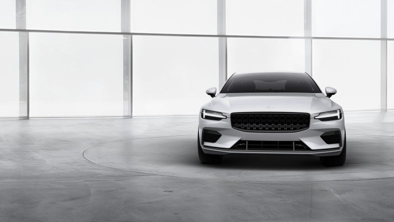 Η Polestar έβαλε στο μάτι την Tesla