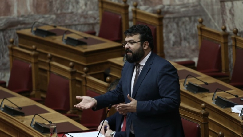 Ο Βασιλειάδης είδε Ολυμπιακό, ΑΕΚ, ΠΑΟΚ για το GREXIT