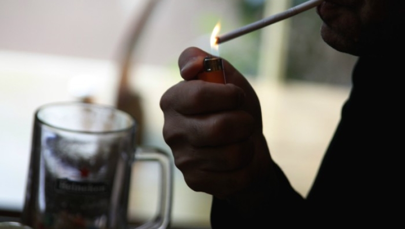 Απαγόρευση και του ηλεκτρονικού τσιγάρου σε κλειστούς χώρους