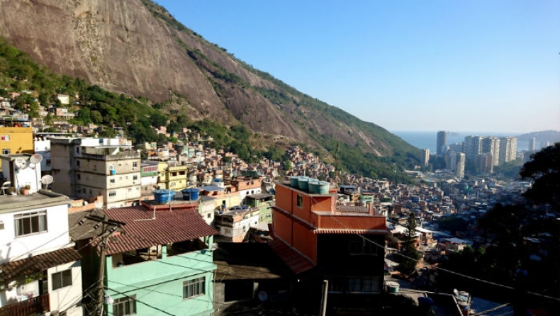 Πολύνεκρες συγκρούσεις στις φαβέλες του Ρίο