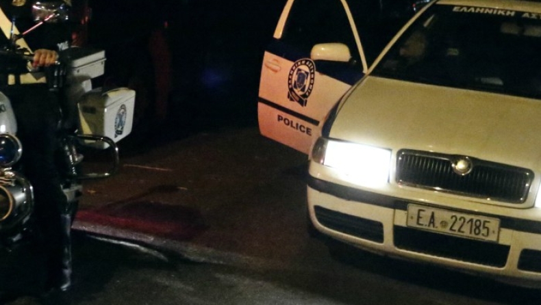 Άνδρας βρέθηκε νεκρός και χτυπημένος στο κεφάλι στον Πειραιά