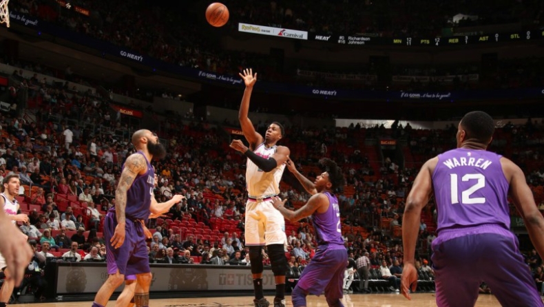 Χιτ - Σανς 125-103