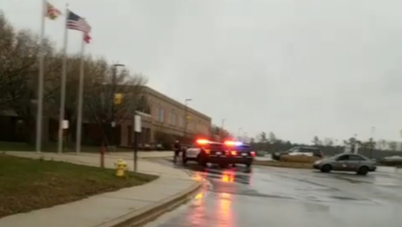 Πυροβολισμοί σε σχολείο στο Μέριλαντ: Τραυματίες δύο μαθητές, νεκρός ο δράστης (vid)