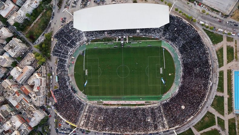 Όταν κατέρρευσε η Θύρα 8 της Τούμπας (pics)