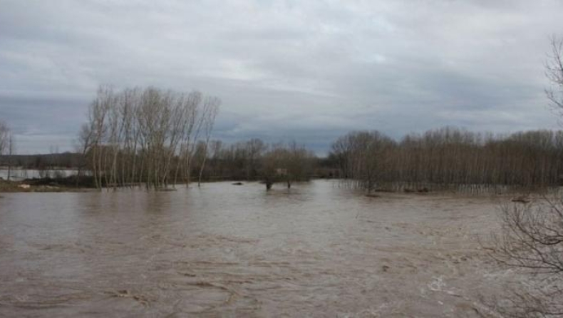 Στα ανώτατα ύψη επιφυλακής η στάθμη του ποταμού Έβρου