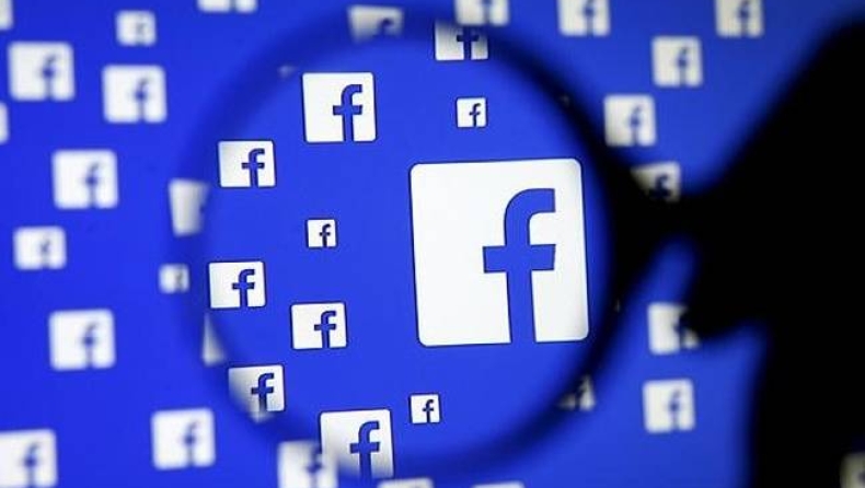 Τριγμοί από το σκάνδαλο με το Facebook στην Βρετανία