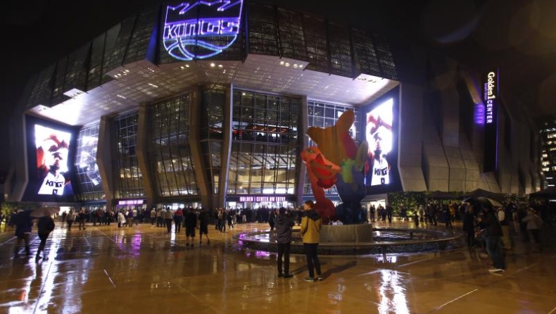 Διαδηλωτές καθυστέρησαν το Κινγκς - Χοκς