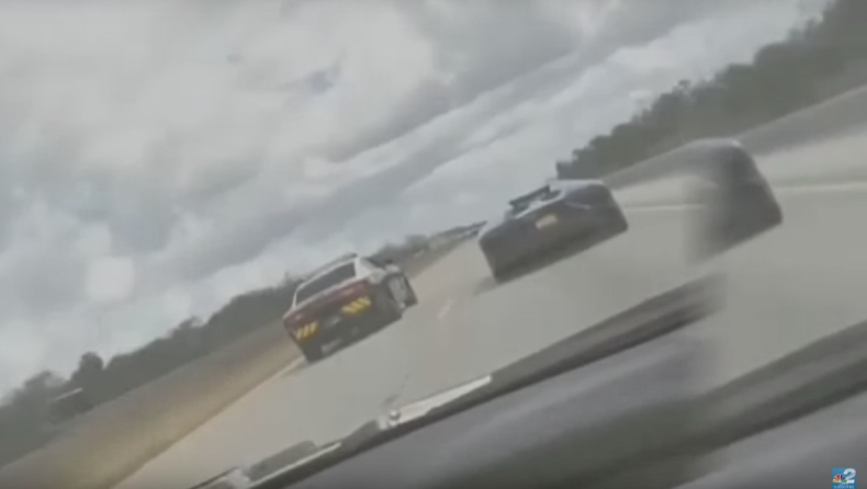 Kόντρα περιπολικού με Lamborghini (vid)