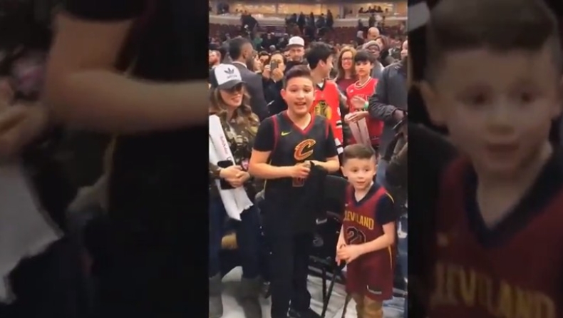 Τα δάκρυα χαράς πιτσιρικά μετά το δώρο του ΛεΜπρόν! (vid)