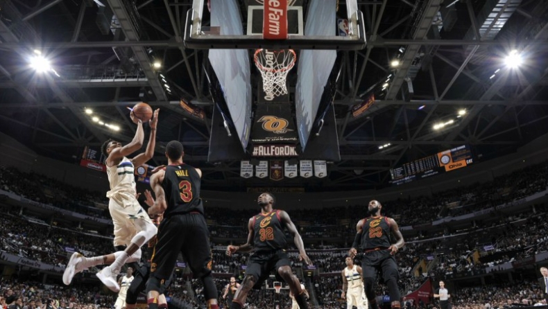 Καβαλίερς - Μπακς 124-117