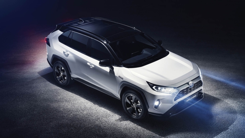 Το νέο Toyota RAV4 παρουσιάστηκε επίσημα! (vid & pics)