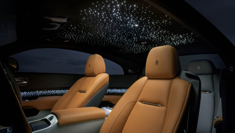 Η έναστρη οροφή της Rolls Royce Wraith των 300.000€