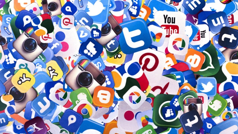 Τα social media κάνουν τα κορίτσια δυστυχισμένα
