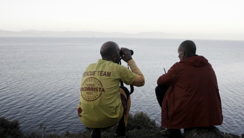 Διασώθηκαν δεκάδες μετανάστες ανοιχτά της Σάμου