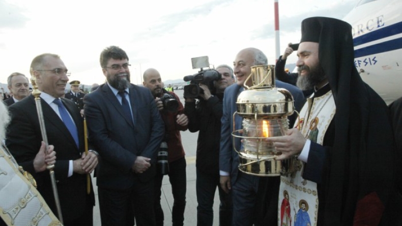 Έφτασε στην Ελλάδα το Άγιο Φως