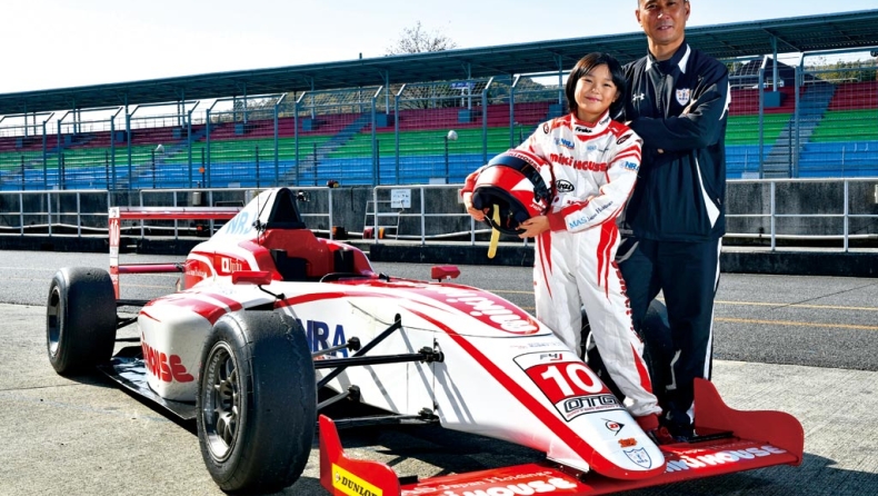 Η 12χρονη Γιαπωνέζα που είναι έτοιμη για τη F1 (pics & vids)