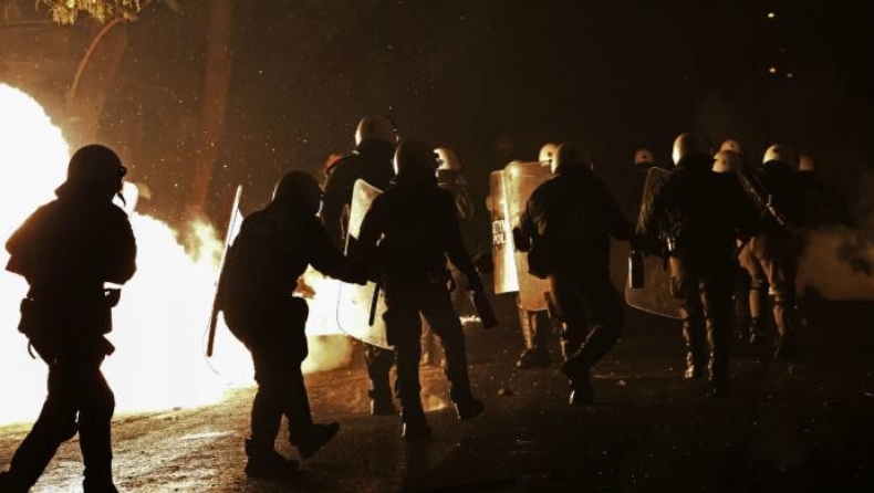 Νυχτερινή επίθεση στο Διοικητικό Πρωτοδικείο Αθήνας