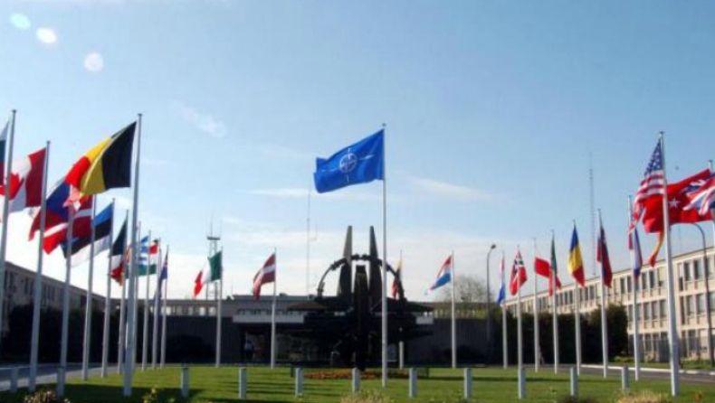 To NATO καλεί τη Ρωσία να επιδείξει υπευθυνότητα για τη Συρία