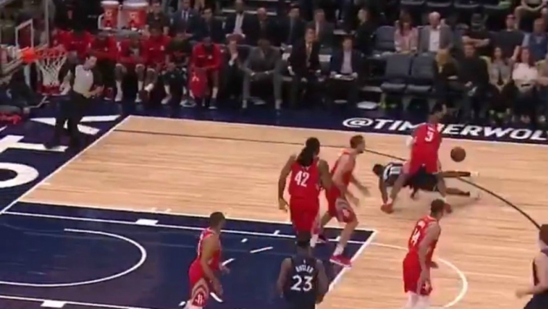 Αντί για crossover... έφαγε τα μούτρα του ο Κρόφορντ! (vid)
