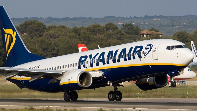 Η Ryanair μειώνει τα δρομολόγια εσωτερικού στην Ελλάδα