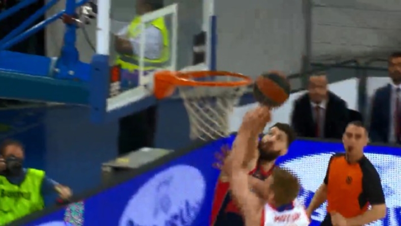 Ο Σενγκέλια το κόψιμο της αγωνιστικής (vid)