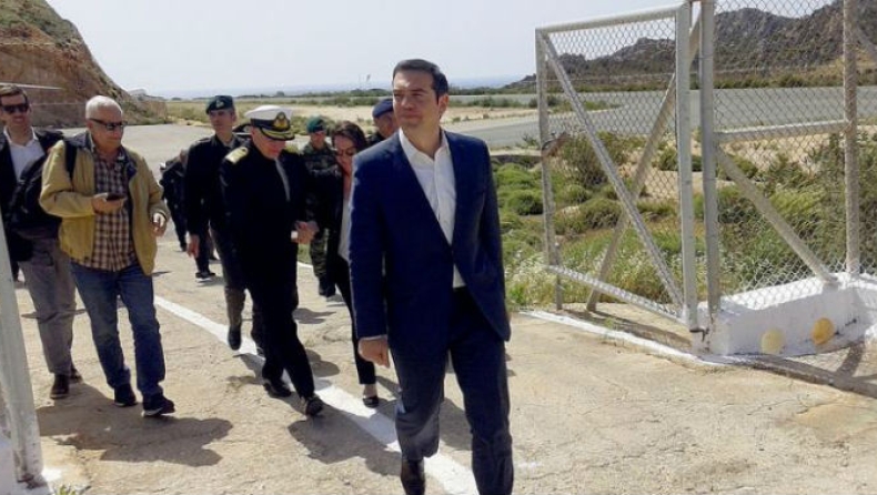 Tσίπρας από Καστελόριζο: Δεν ήρθα για διάγγελμα, αλλά για εγκαίνια