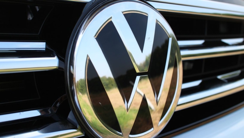 Η VW θα αλλάξει λογότυπο